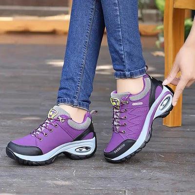 Stina – buty trekkingowe | W zestawie BEZPŁATNE wkładki ortopedyczne